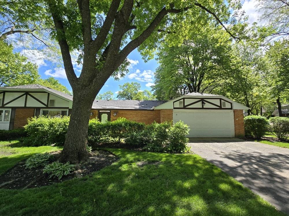 Rolling Meadows, IL 60008,21 Duxbury LN