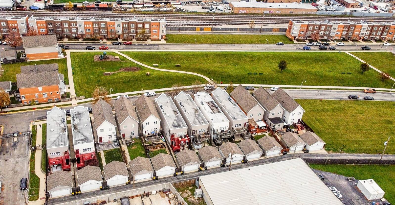 Chicago, IL 60639,5247 W Galewood AVE