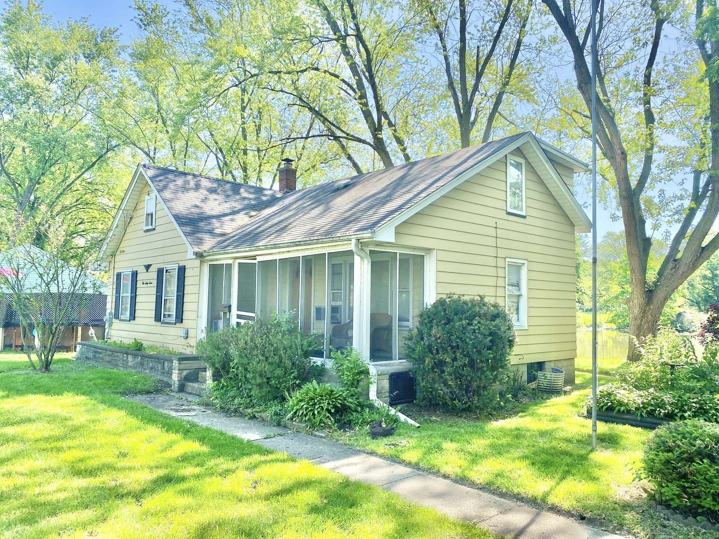 Montgomery, IL 60538,467 N River ST