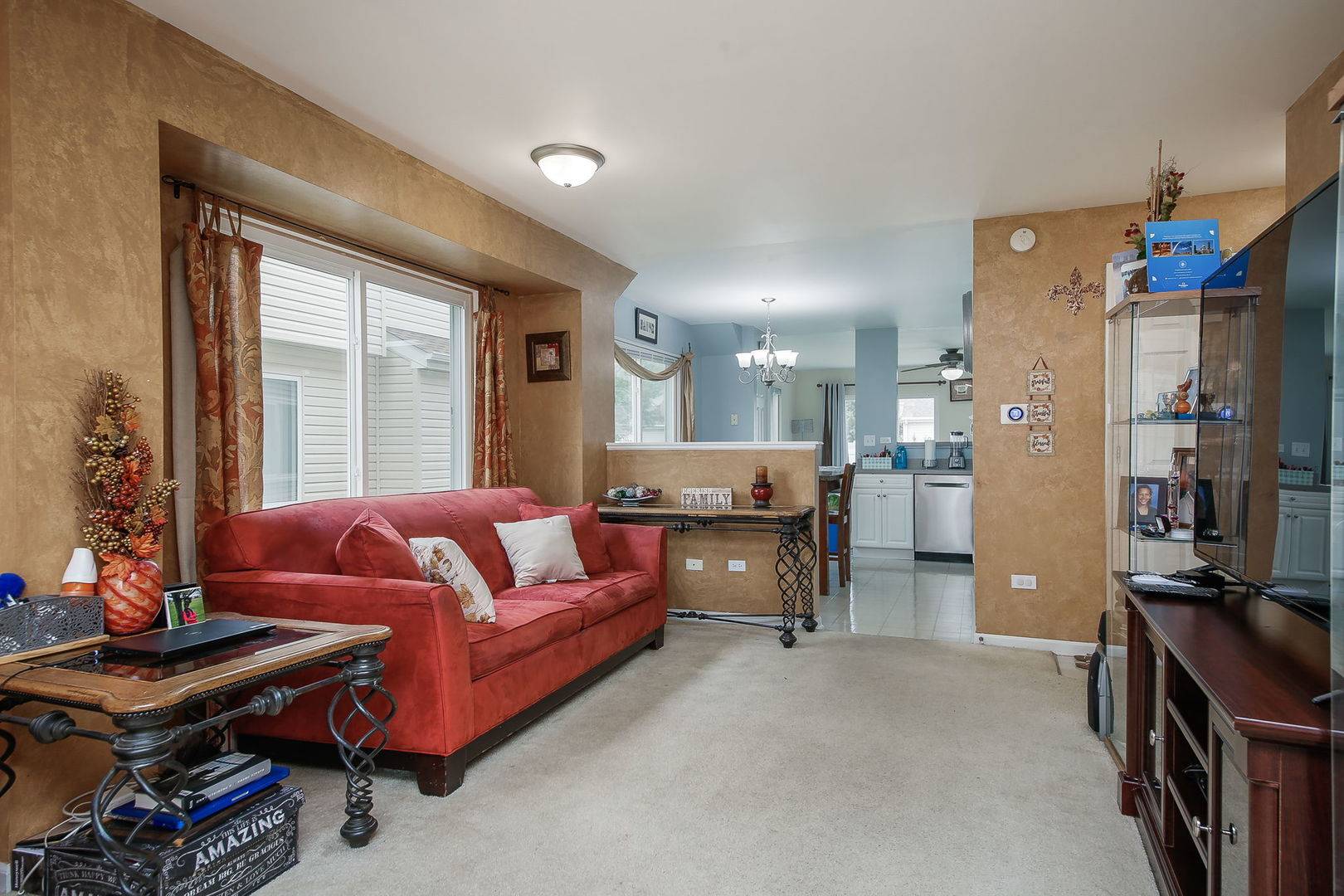 Montgomery, IL 60538,2477 Mayfield DR #2477