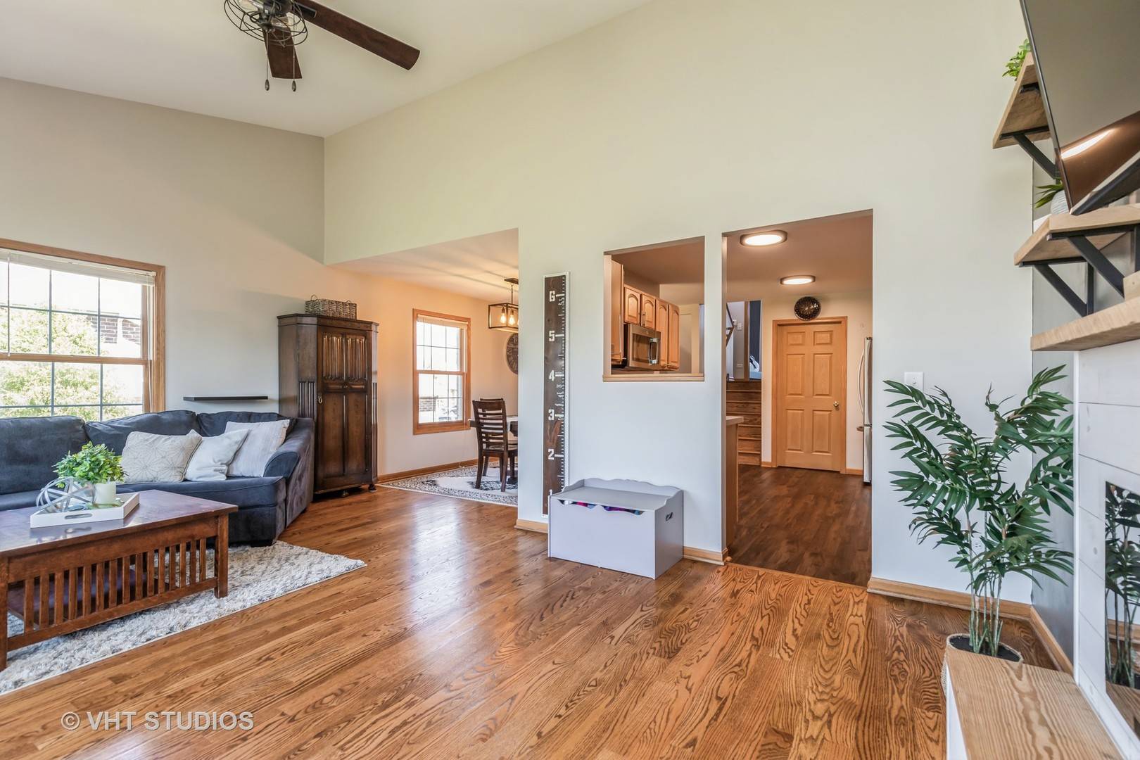 Mchenry, IL 60050,5824 Fieldstone TRL