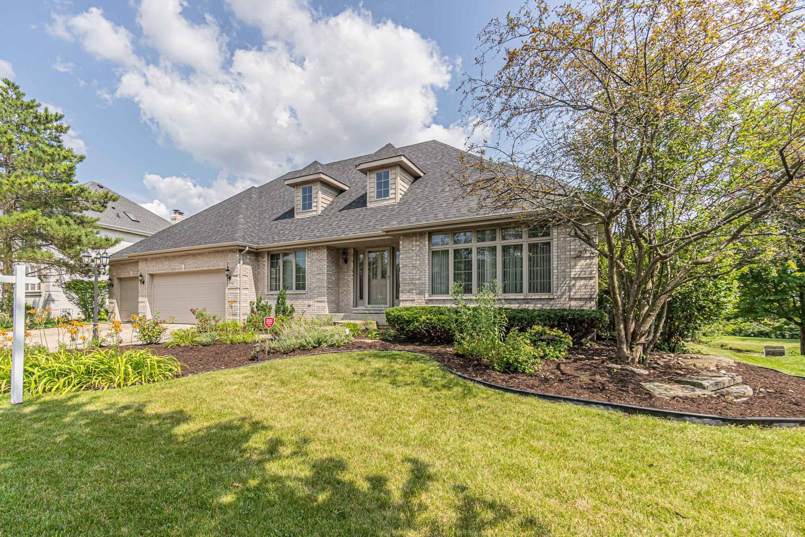 Orland Park, IL 60467,10917 W Fawn Trail DR