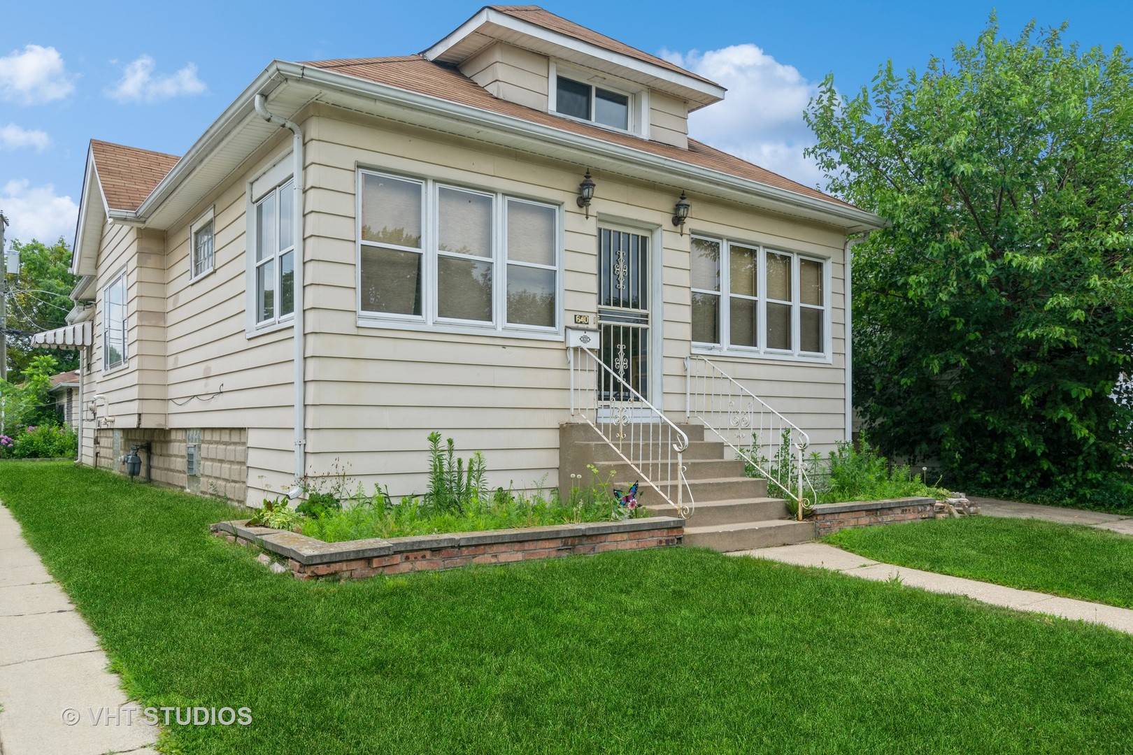 Calumet City, IL 60409,640 Price AVE