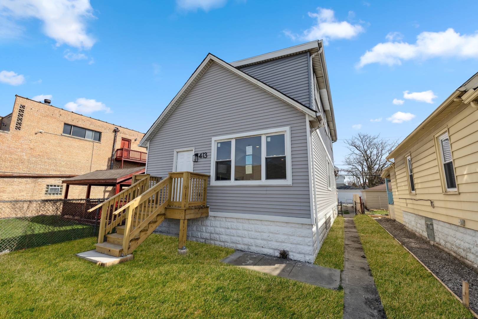 Bellwood, IL 60104,413 S 25th AVE