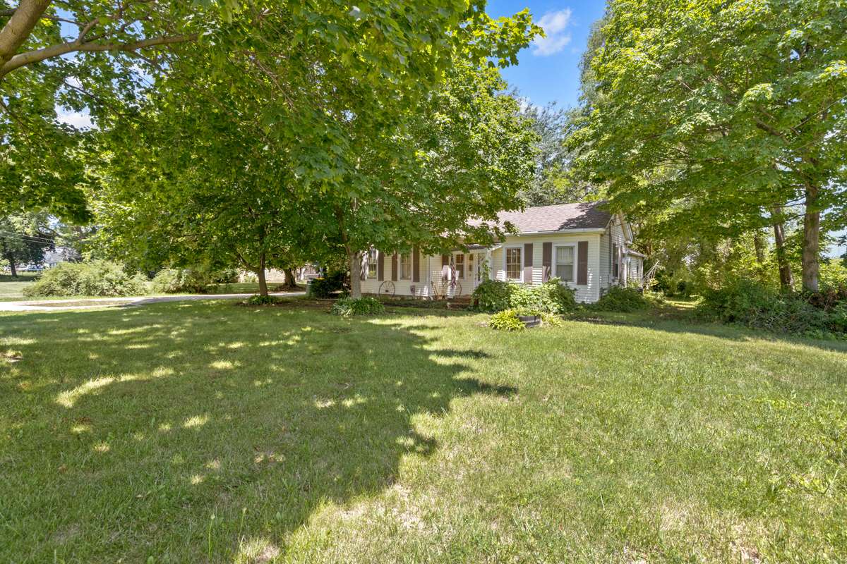 Marengo, IL 60152,934 E Grant HWY