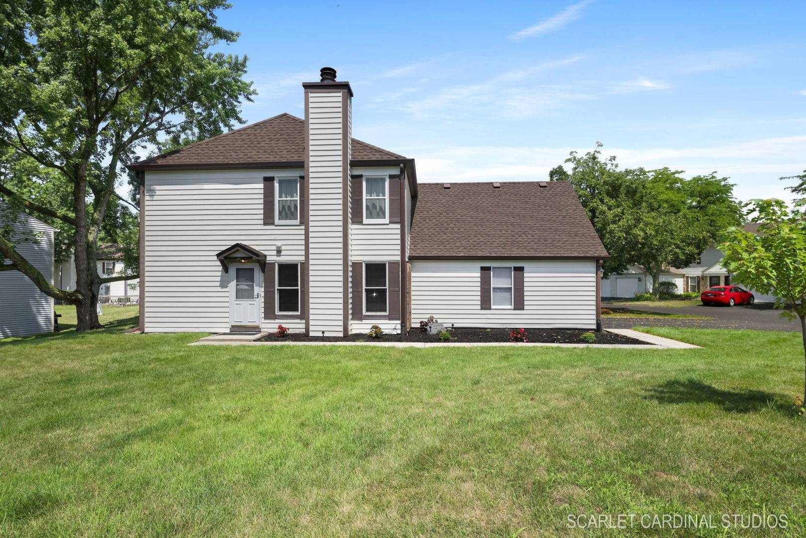 Aurora, IL 60502,2651 Country Oaks CT