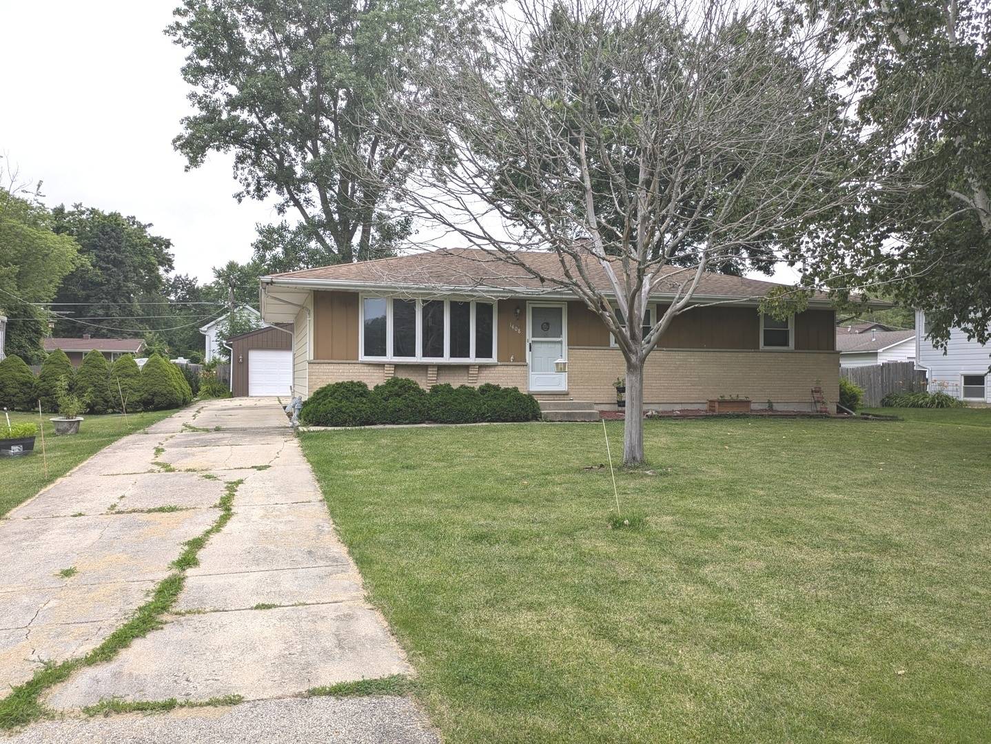 Winthrop Harbor, IL 60096,1408 Landon AVE