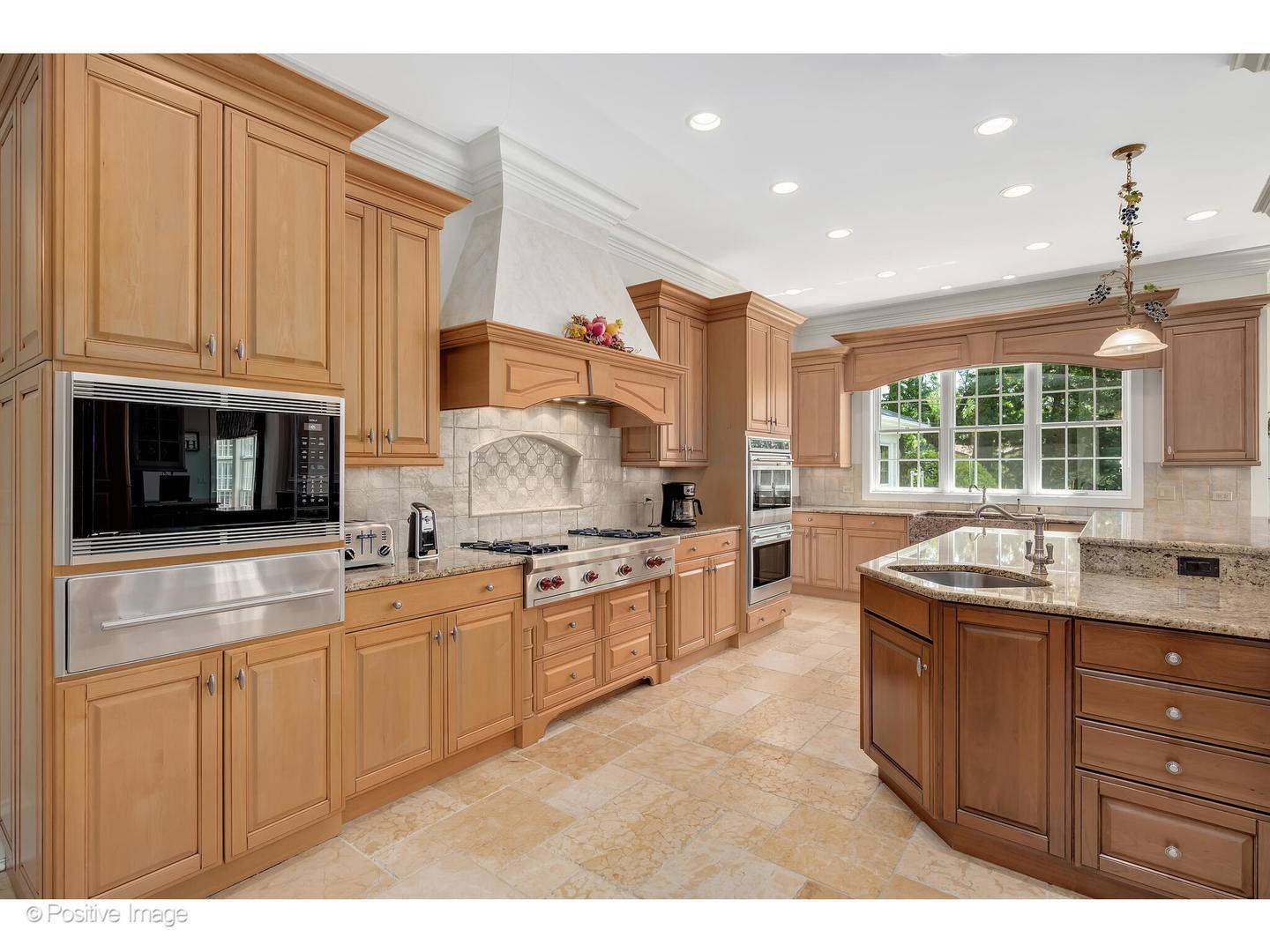 Arlington Heights, IL 60004,1543 N Highland AVE