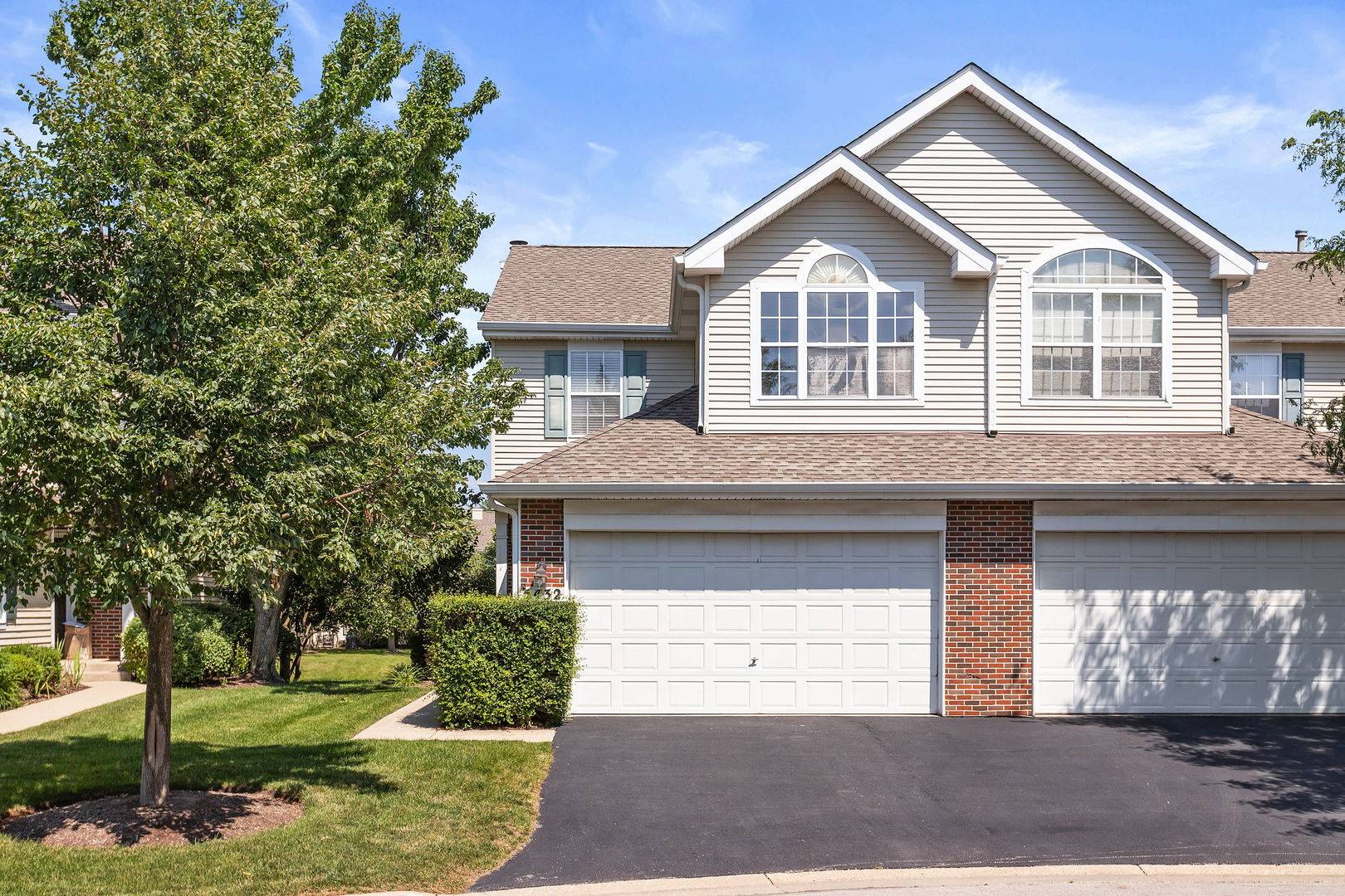 Rolling Meadows, IL 60008,5432 Teaberry CT