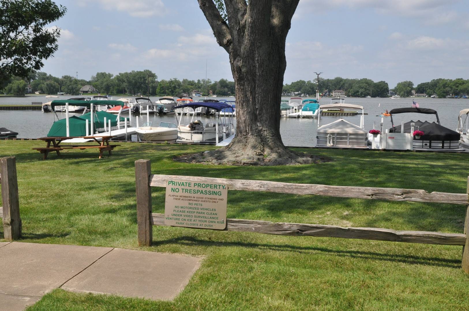Lake Villa, IL 60046,25615 W Lakeview CT