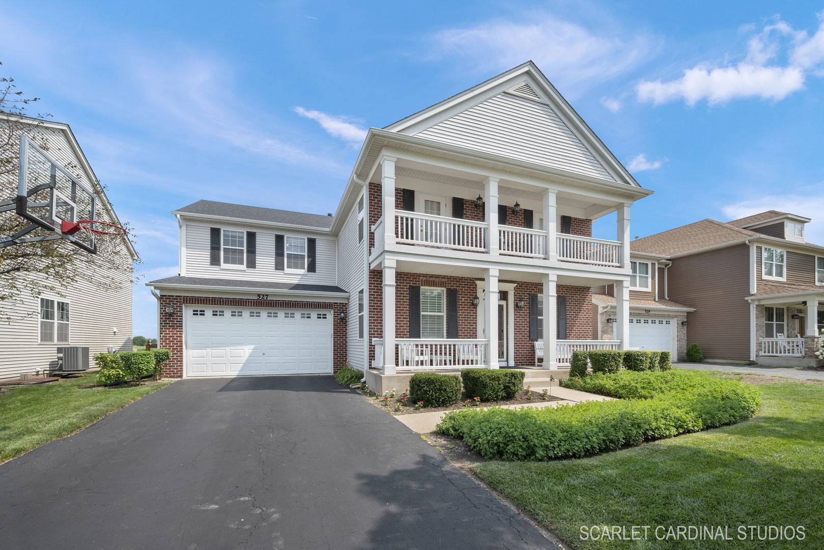 Oswego, IL 60543,527 Cardinal AVE