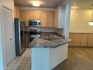 Lake Bluff, IL 60044,3299 Stratford CT #3D