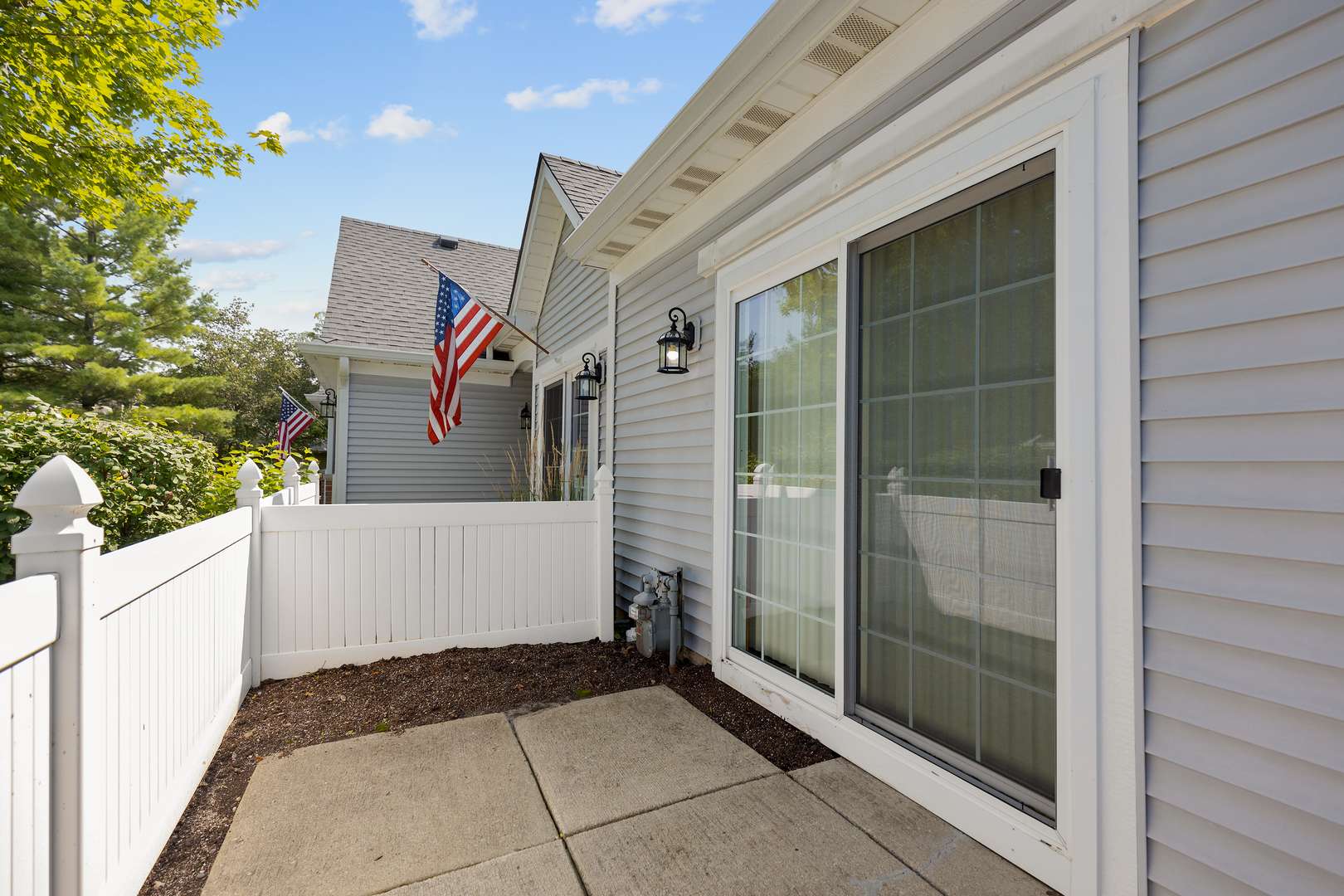Grayslake, IL 60030,58 Conway CT
