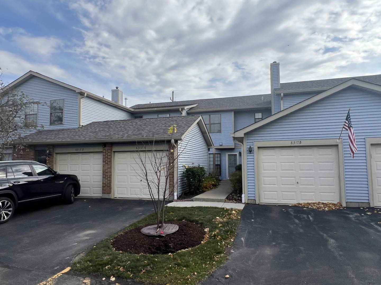 Darien, IL 60561,8317 High Point CIR #C