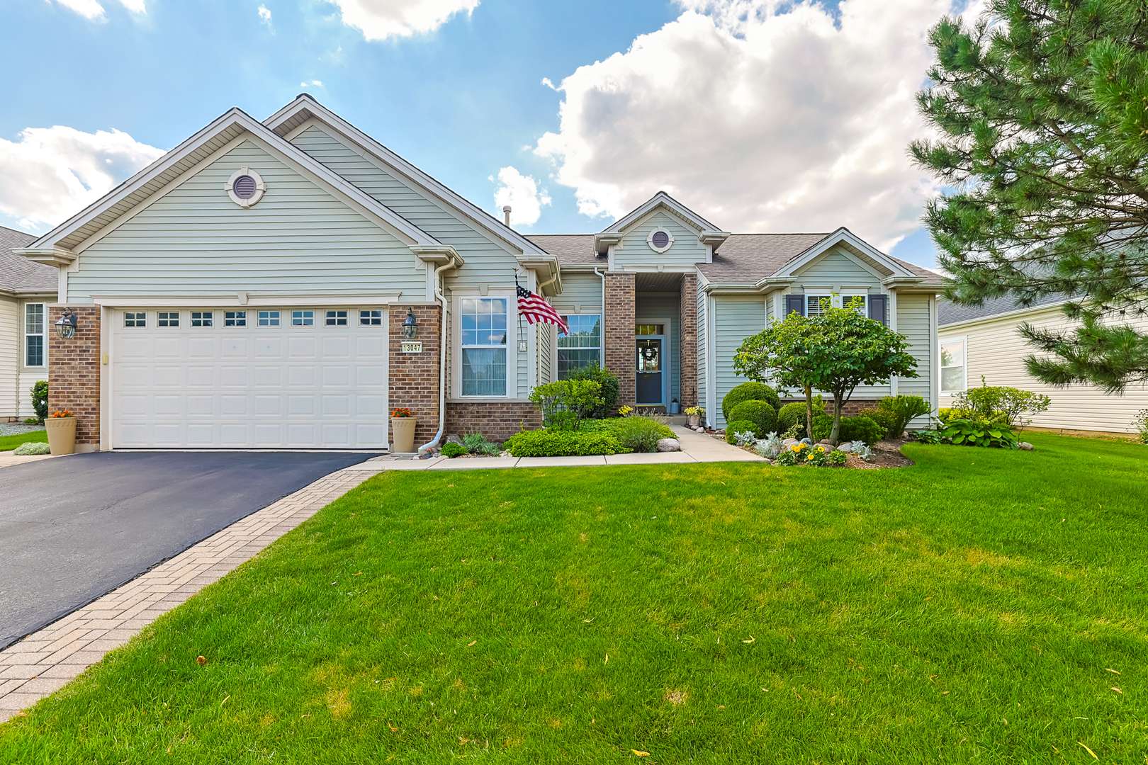 Huntley, IL 60142,13047 Stone Creek CT