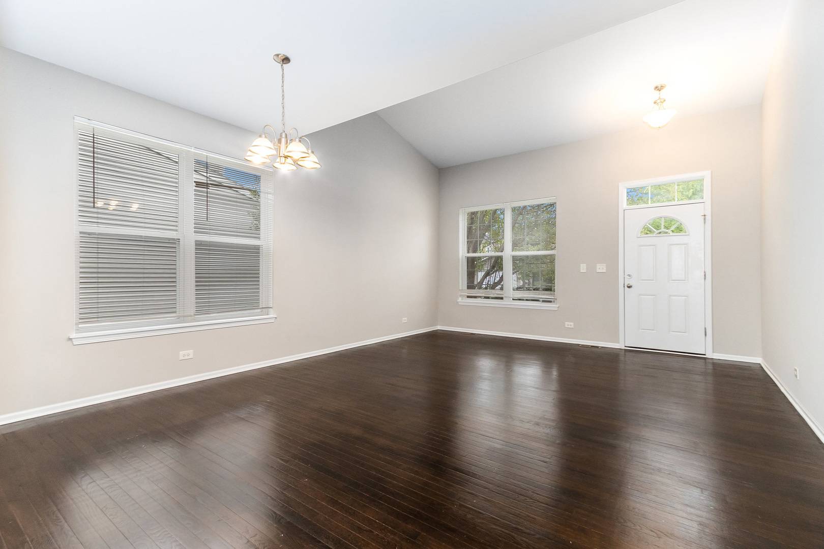 Montgomery, IL 60538,2895 Adam AVE