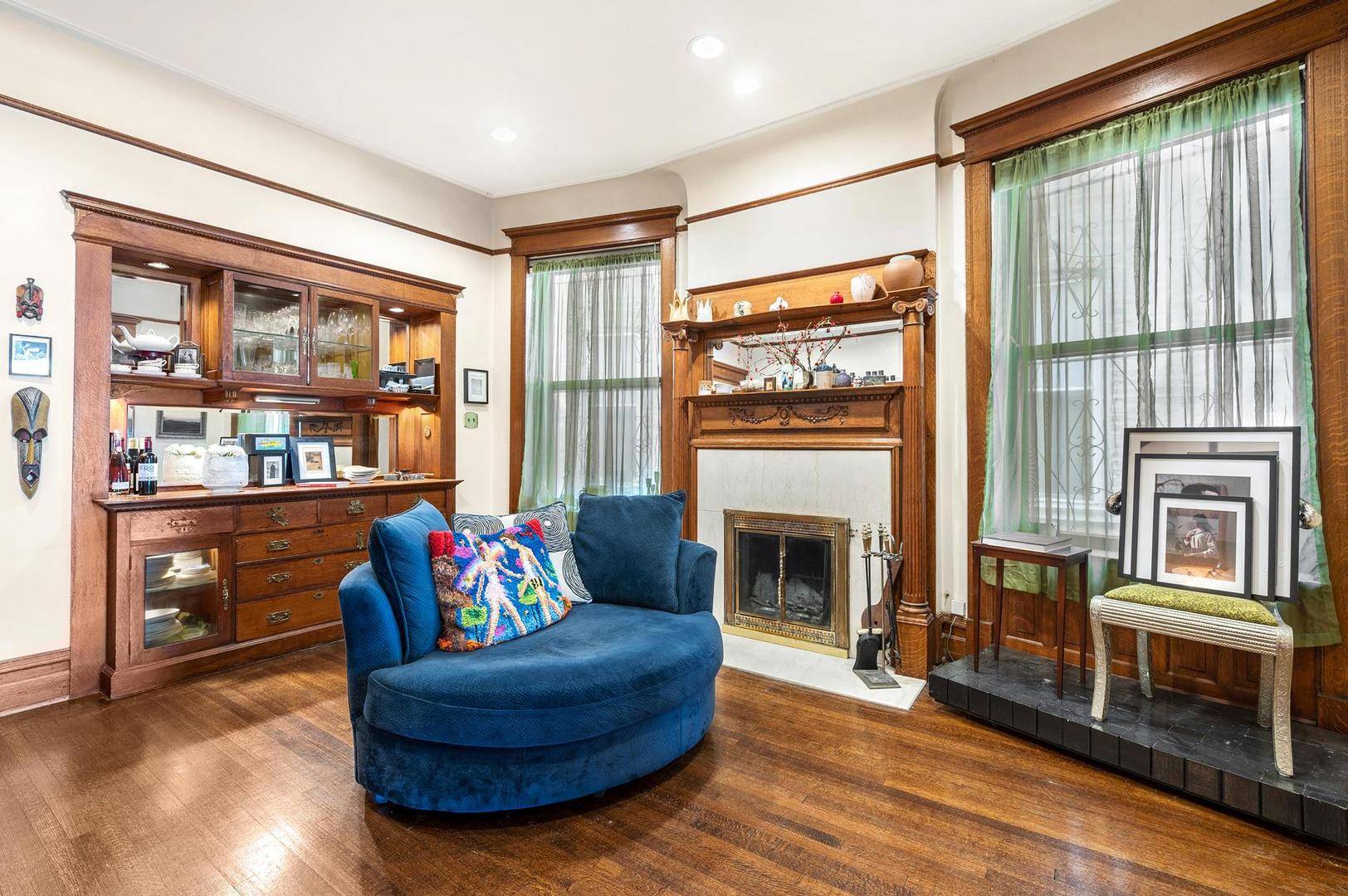 Chicago, IL 60613,3931 N Clarendon AVE #1