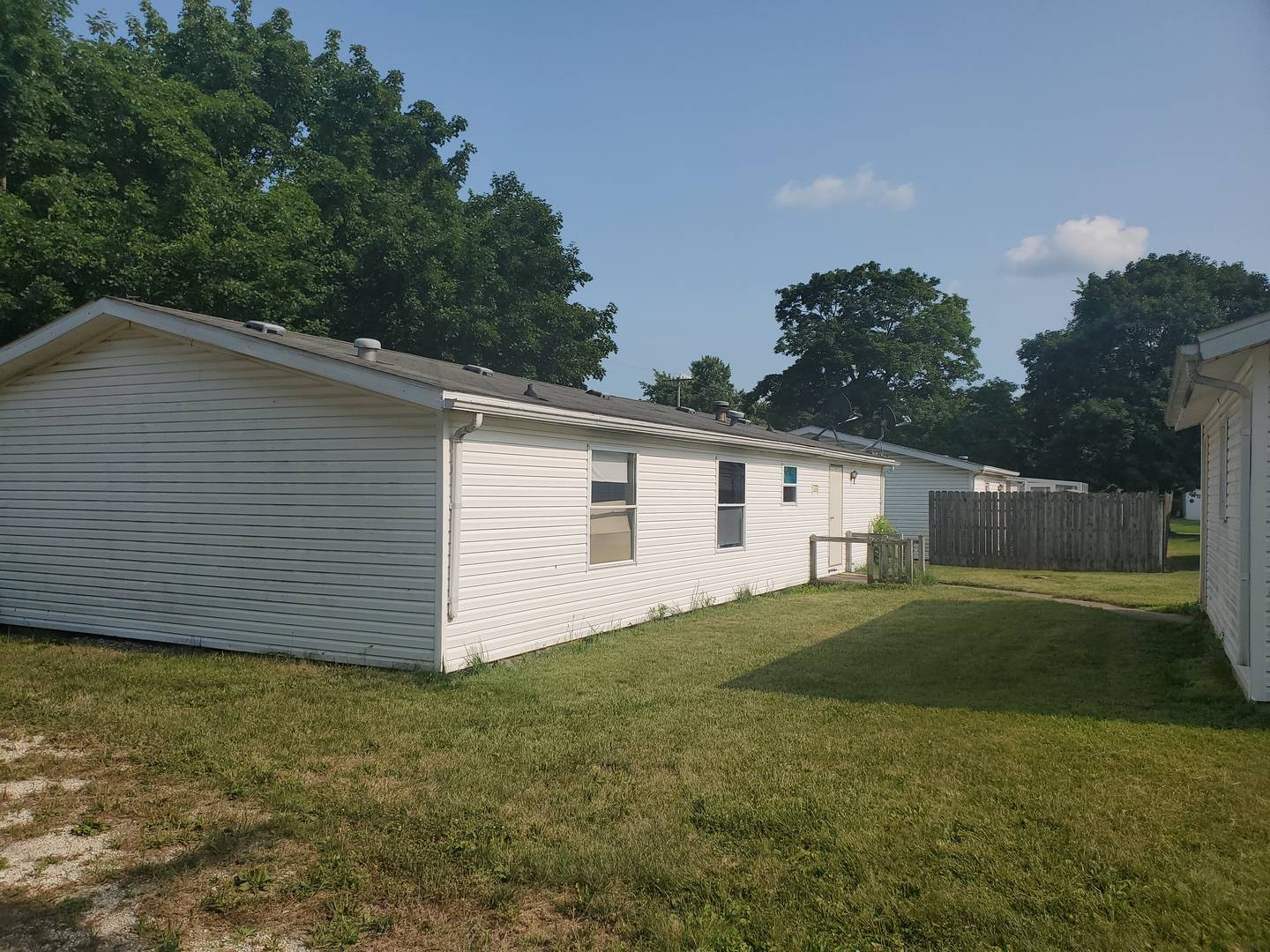 Sheldon, IL 60966,420 N 5th ST