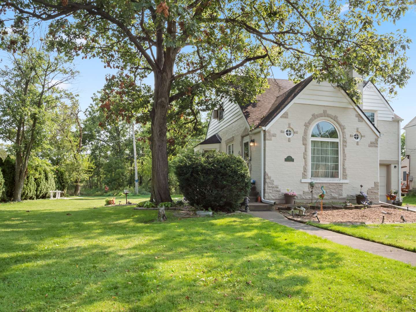 Crete, IL 60417,72 Radnor LN