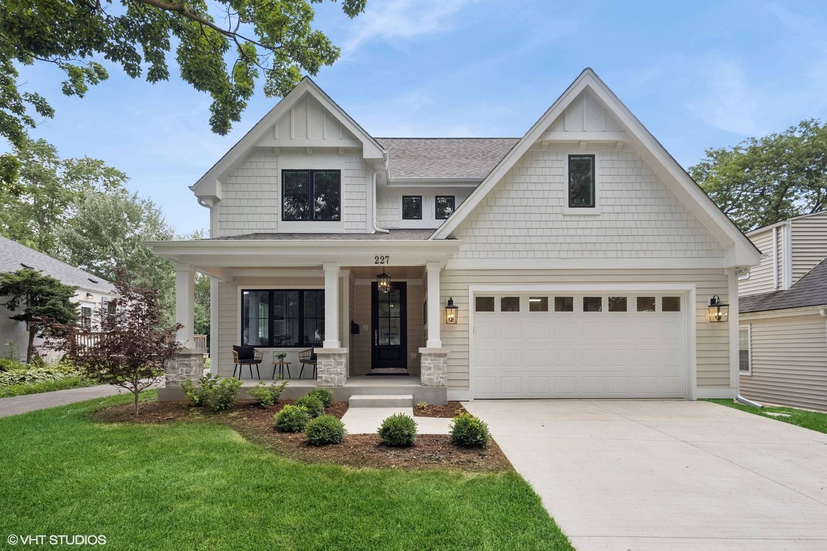 Arlington Heights, IL 60005,227 S Mitchell AVE