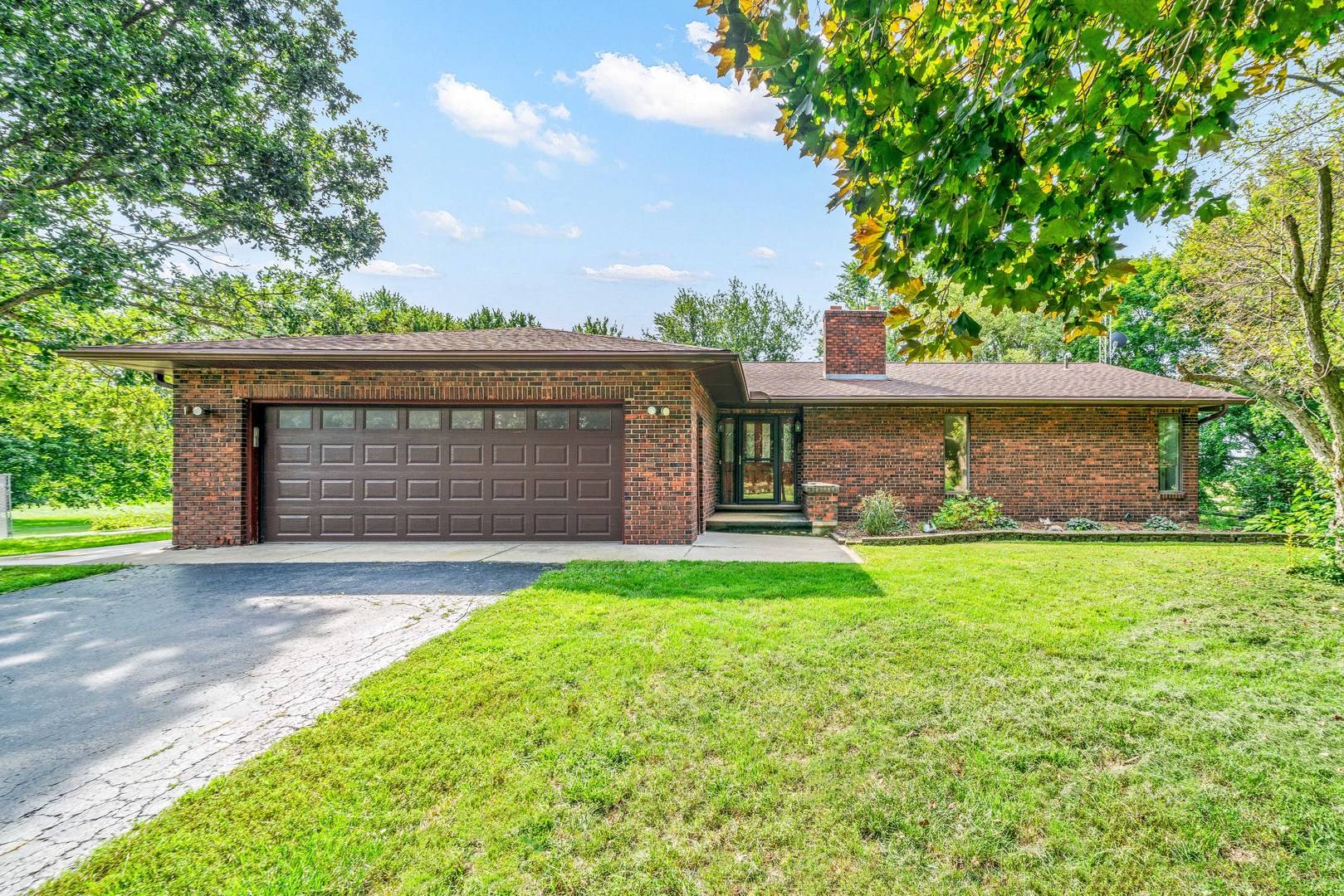Mendota, IL 61342,631 N 3859th. RD