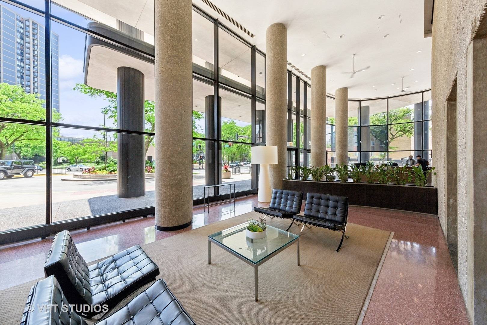 Chicago, IL 60640,5415 N Sheridan RD #3014
