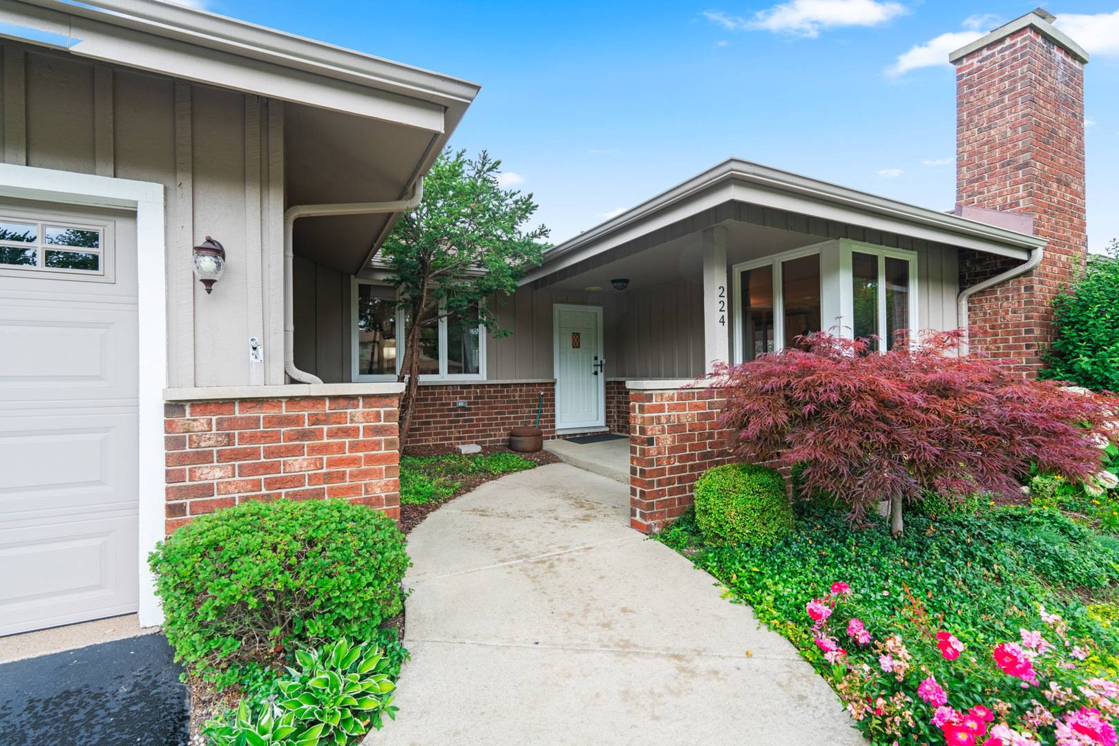 Schaumburg, IL 60173,224 Southwick LN