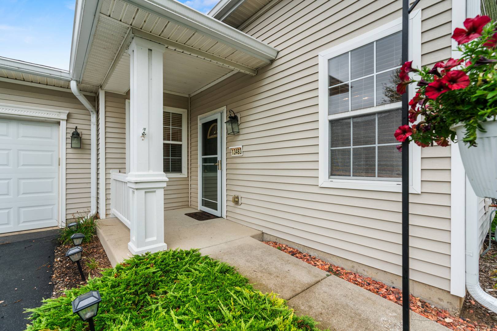 Huntley, IL 60142,13483 Michigan AVE