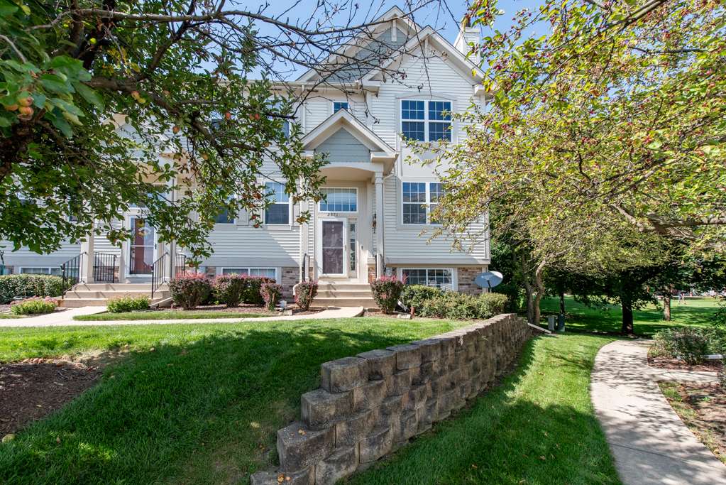 Wadsworth, IL 60083,2871 N Augusta DR