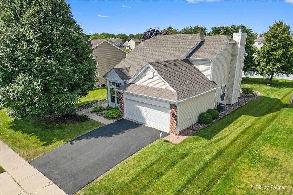 South Elgin, IL 60177,328 W Harvard CIR