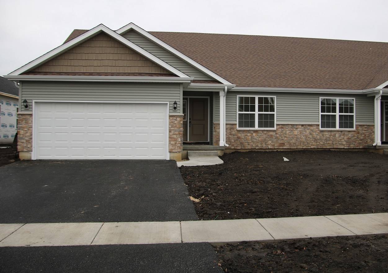 Sycamore, IL 60178,2224 Maggie LN