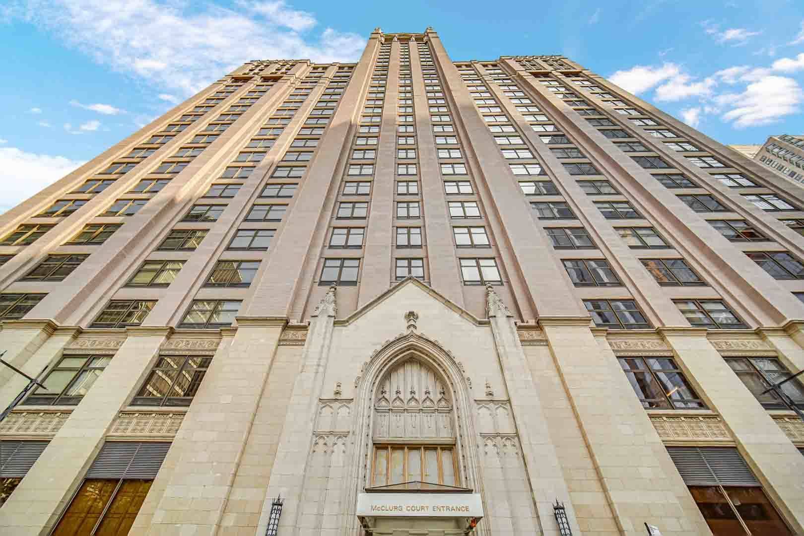 Chicago, IL 60611,680 N Lake Shore DR #519