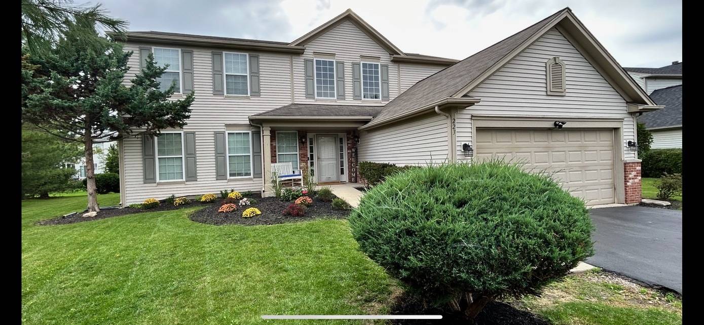 Bolingbrook, IL 60490,223 Honeysuckle ST