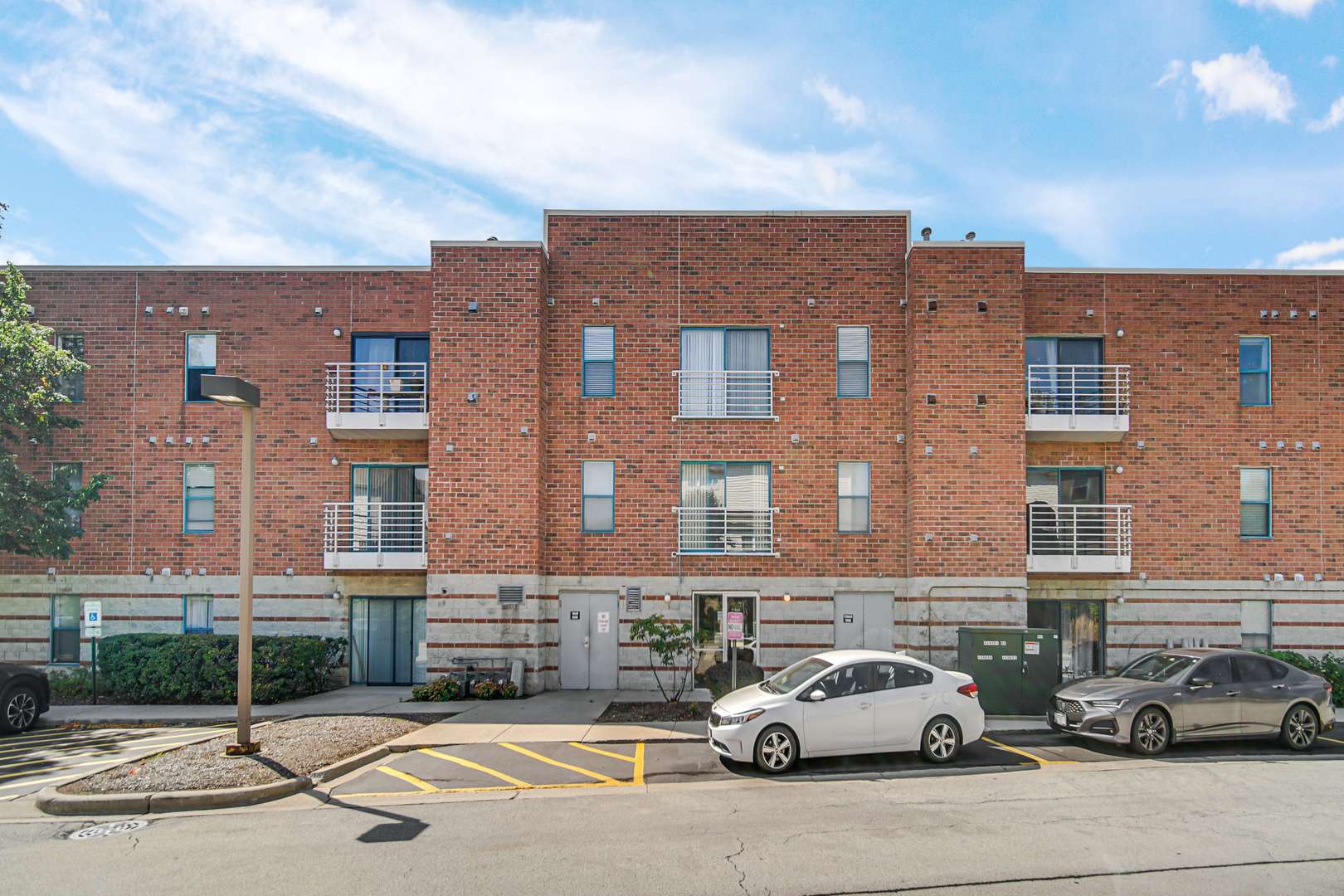 Rolling Meadows, IL 60008,3255 Kirchoff RD #312
