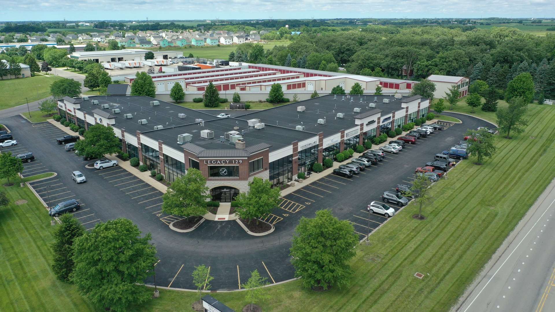 Yorkville, IL 60560,129 Commercial DR #5C