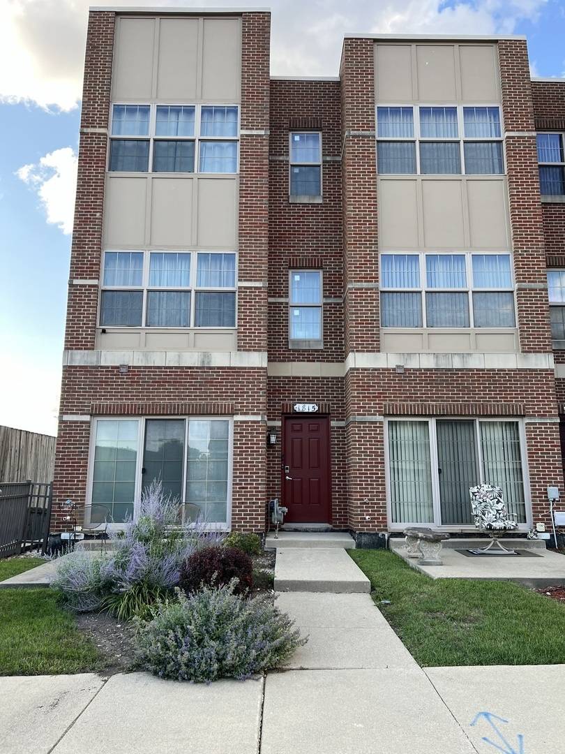 Melrose Park, IL 60160,1815 Riverwoods DR