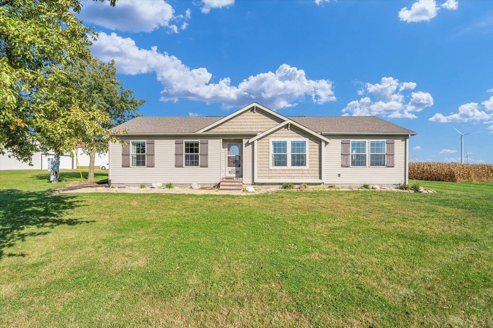 Armstrong, IL 61812,24383 State Route 49