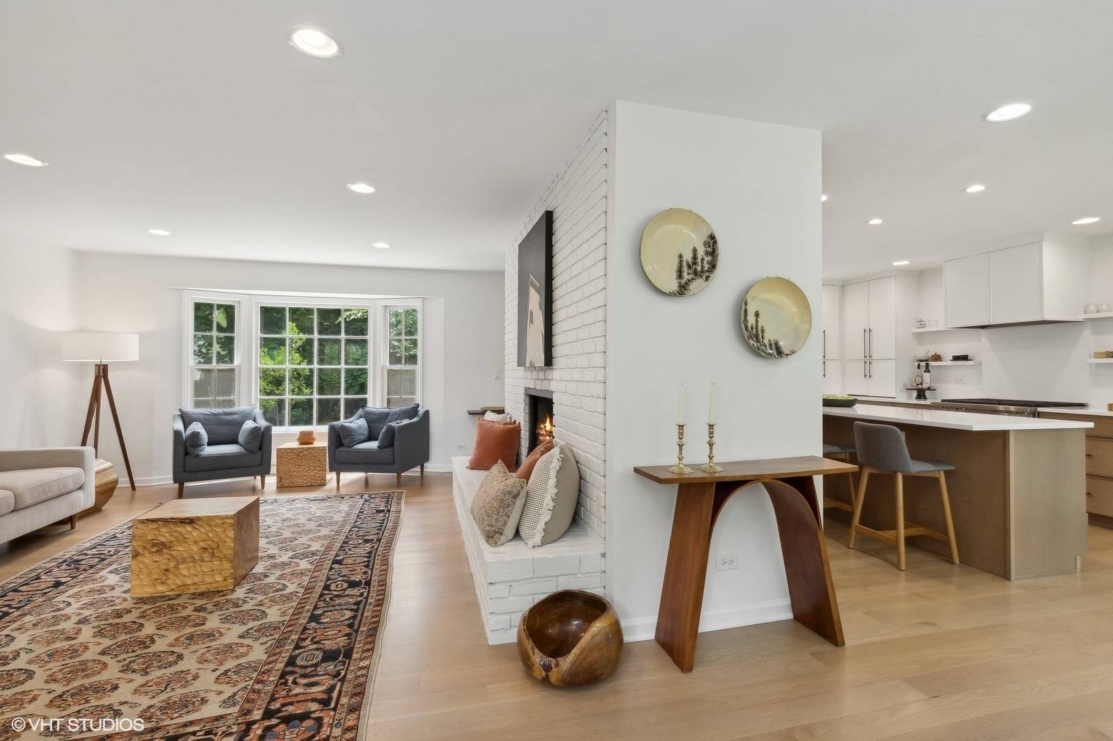 Lake Bluff, IL 60044,425 E Blodgett AVE