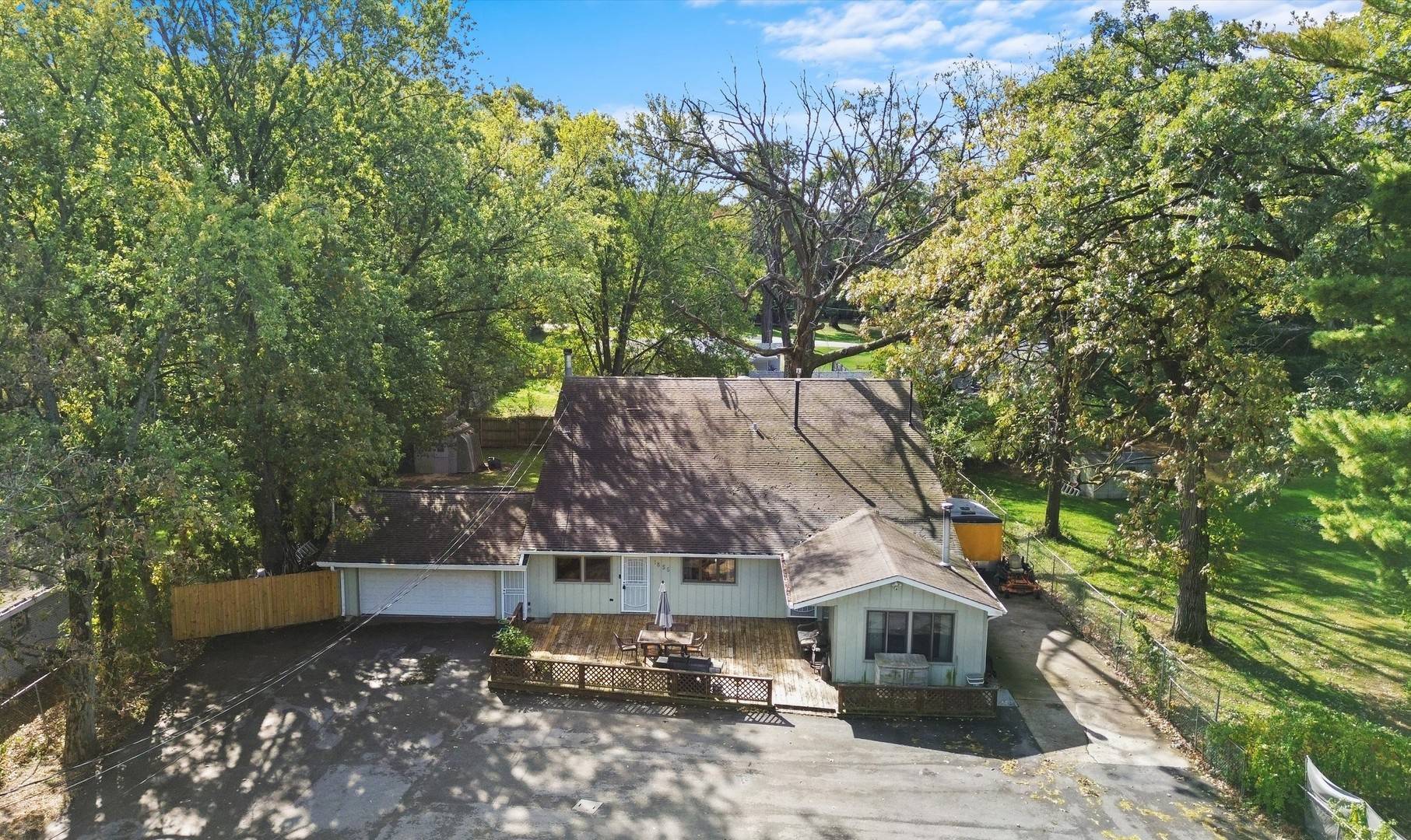 Steger, IL 60475,1855 W 235th ST