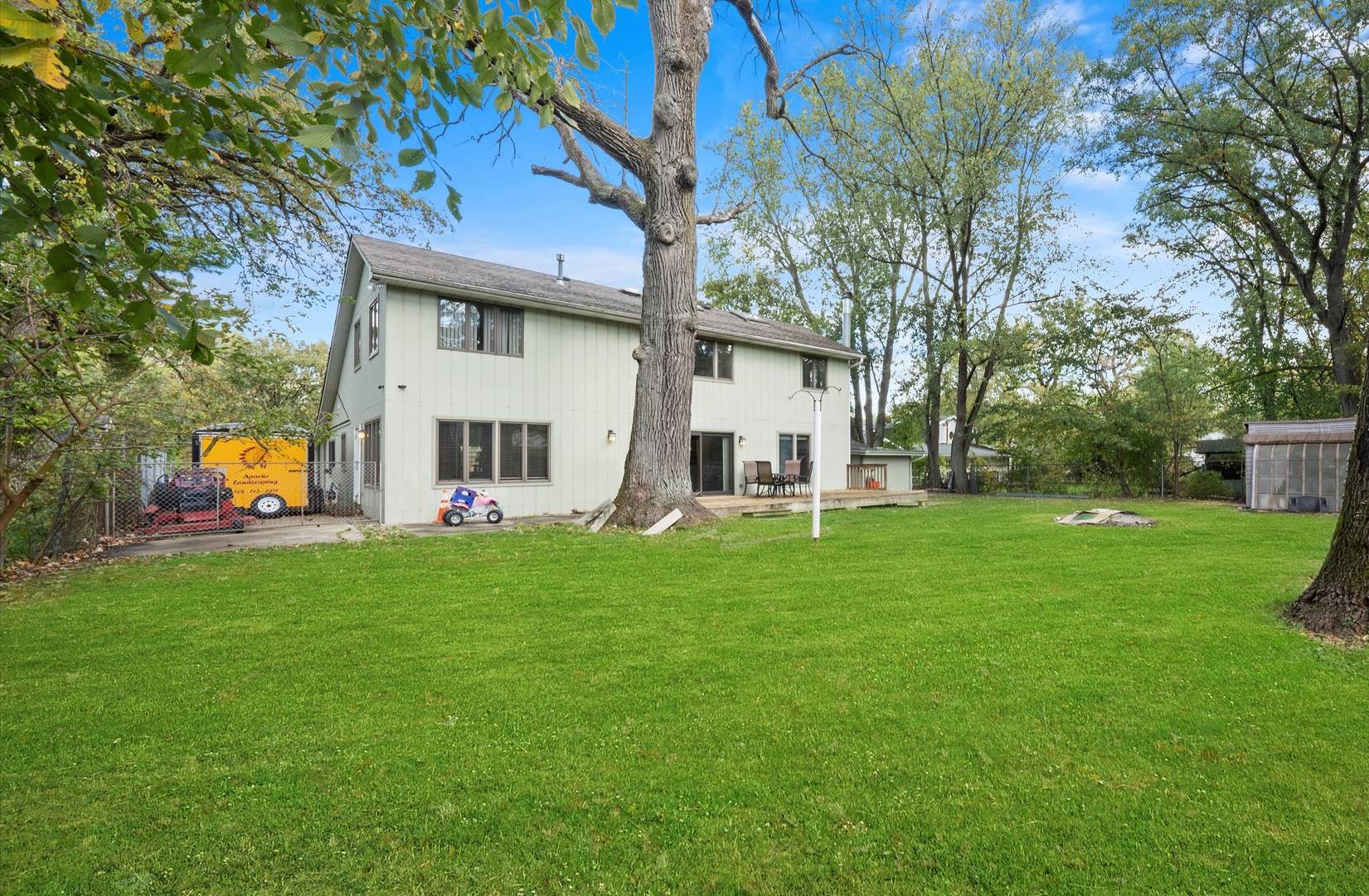Steger, IL 60475,1855 W 235th ST