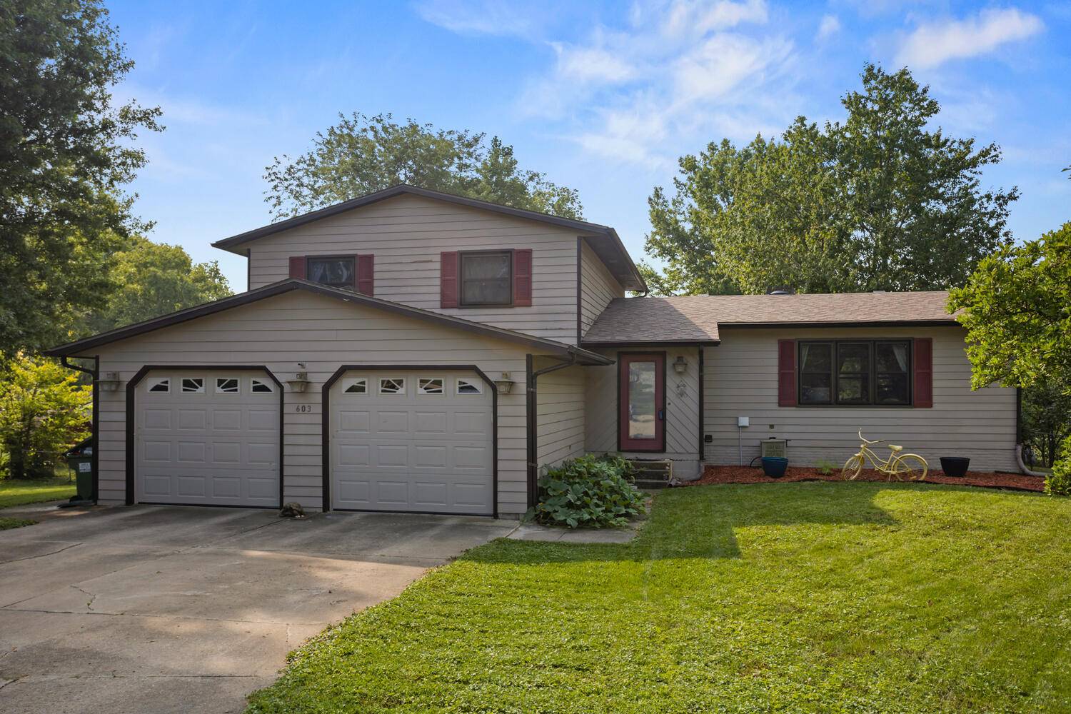 Mahomet, IL 61853,603 Dianne CT