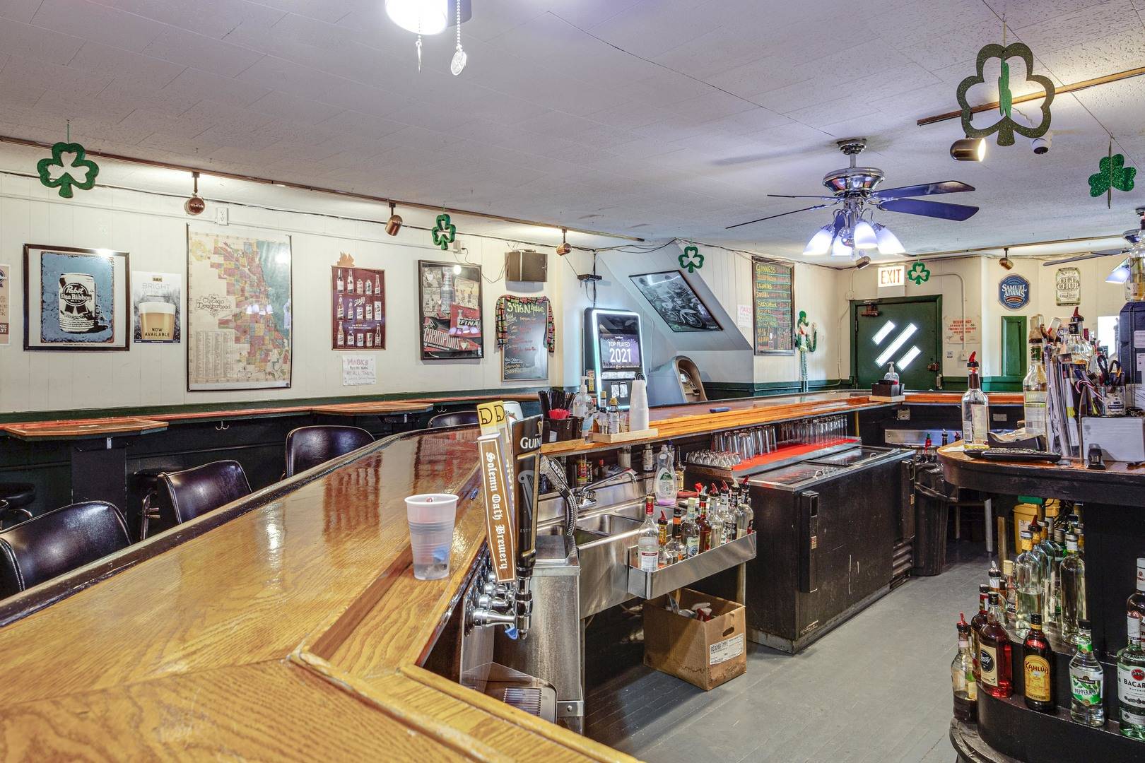 Chicago, IL 60613,3916 N Ashland AVE