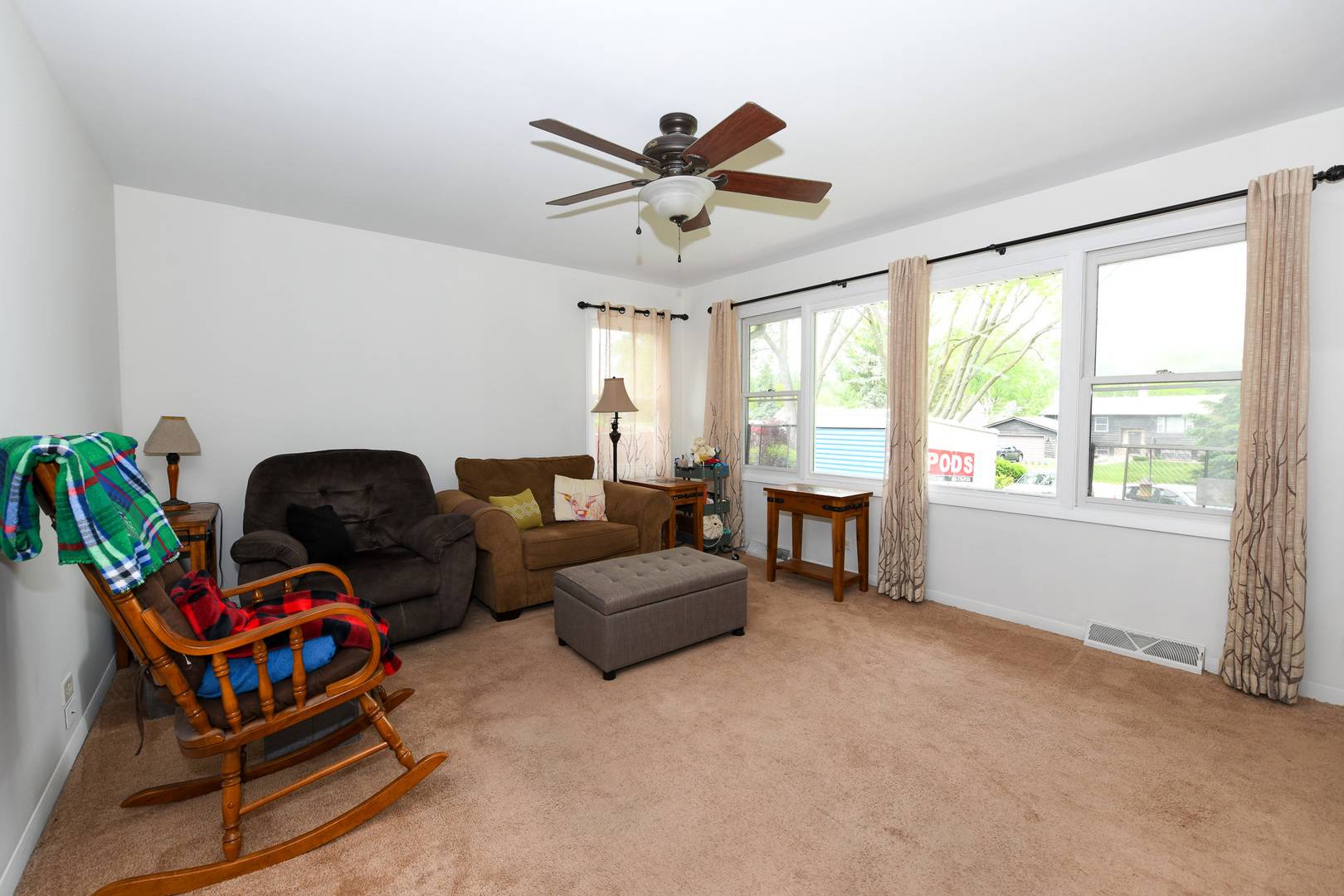Lindenhurst, IL 60046,117 Fairfield RD
