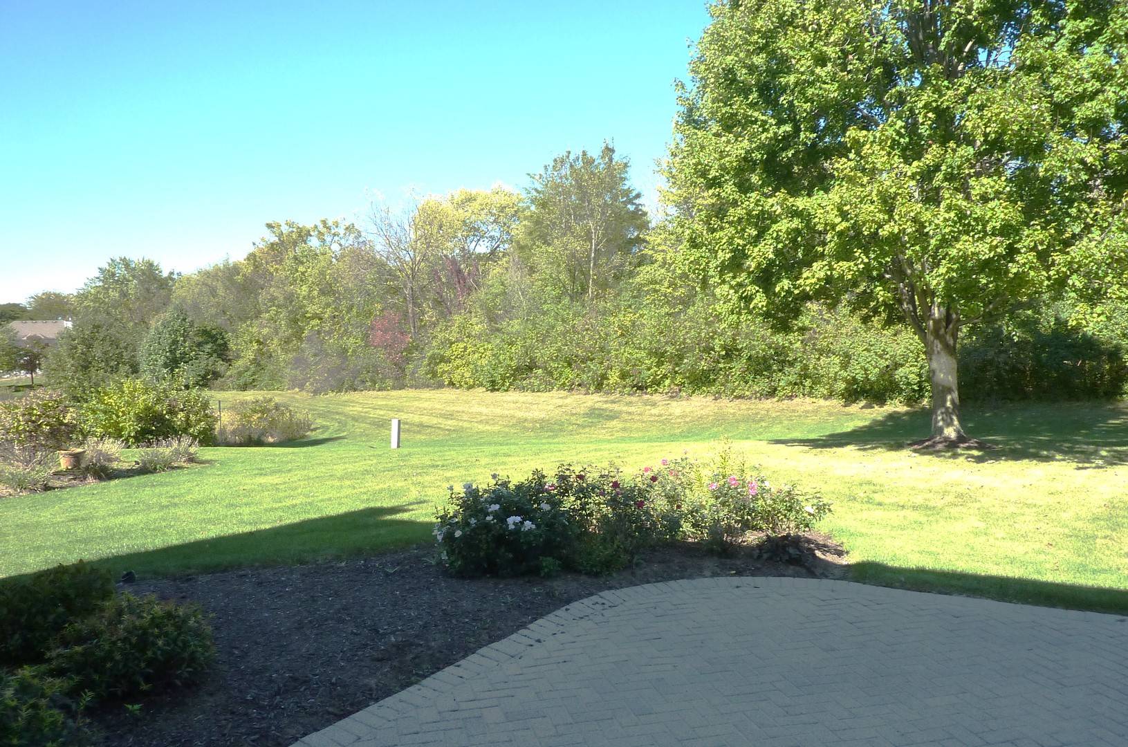 Batavia, IL 60510,453 Ridgelawn TRL