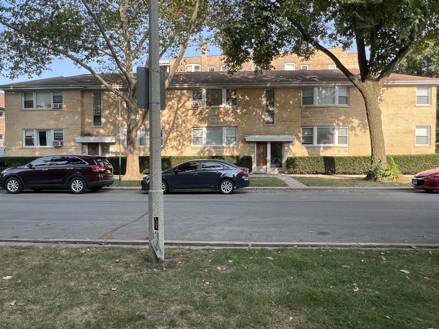 Oak Park, IL 60302,264 W Washington BLVD #1C