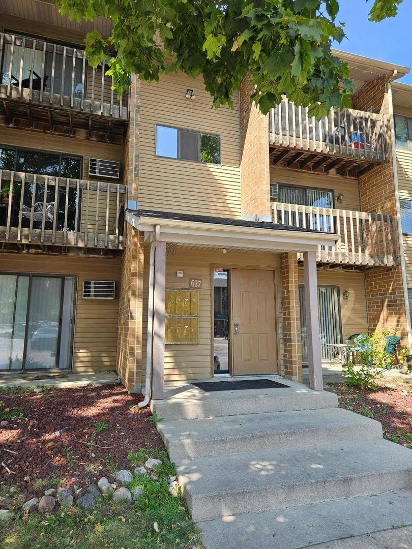Crystal Lake, IL 60014,627 Virginia RD #309