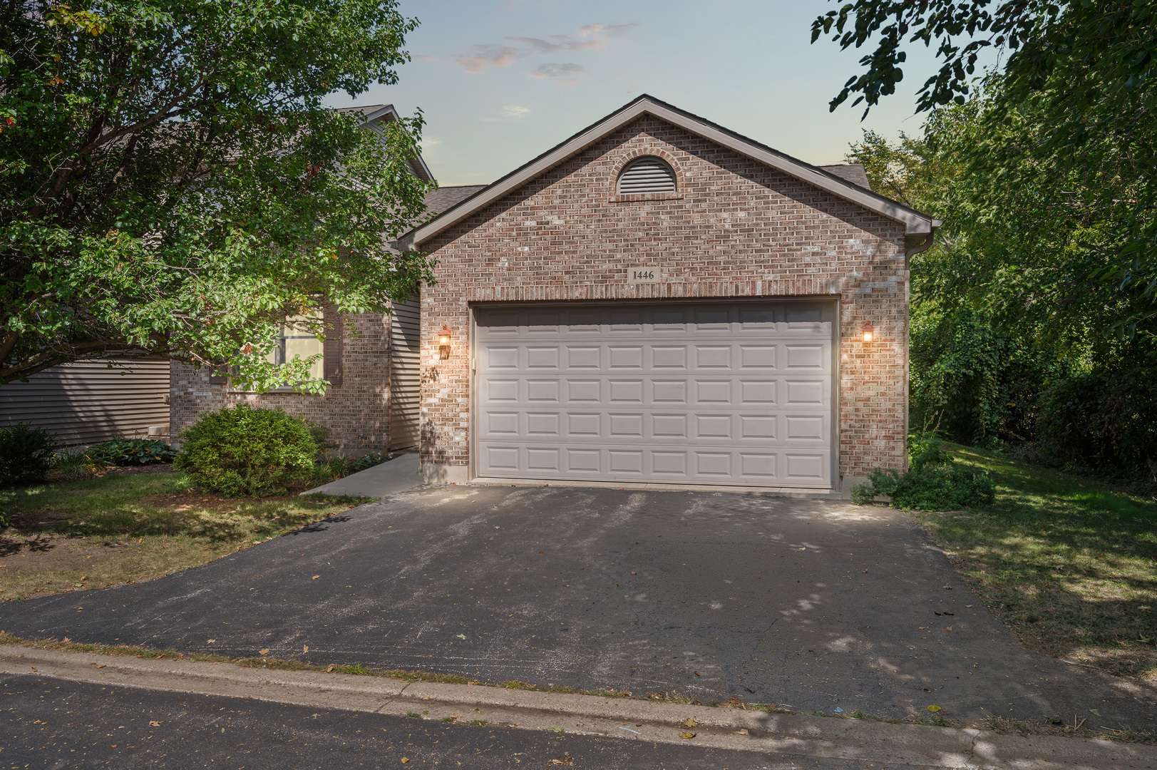 Sycamore, IL 60178,1446 Ridge DR