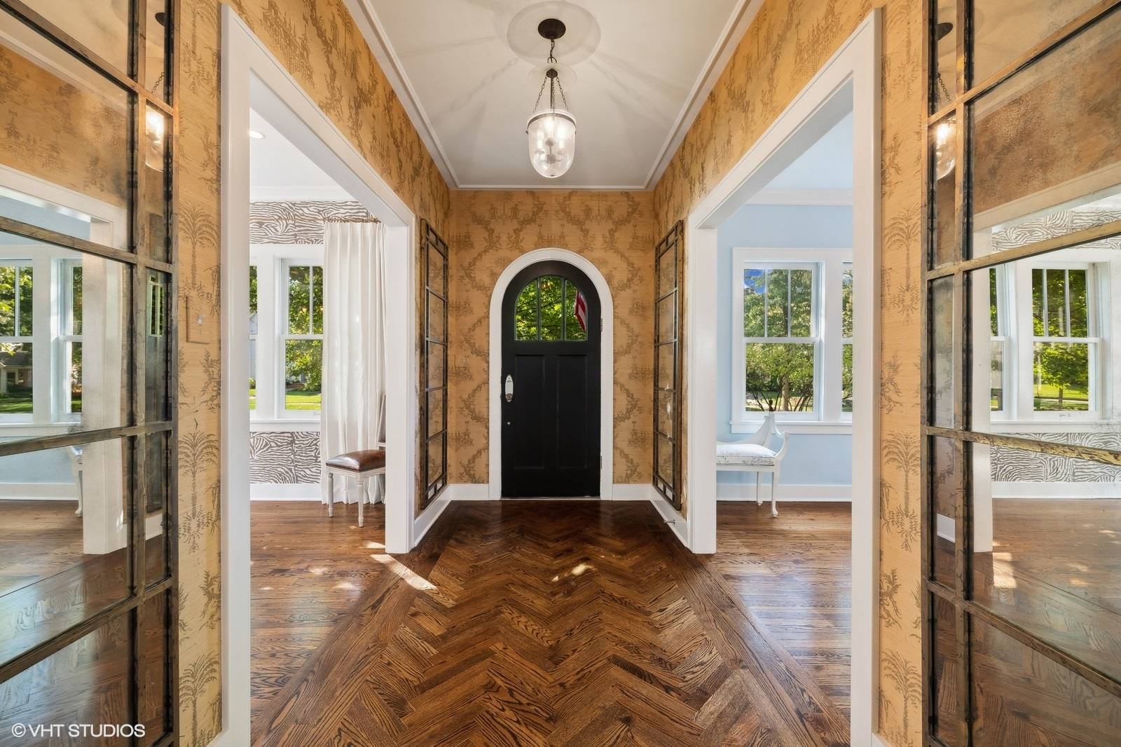 Lake Bluff, IL 60044,342 E Scranton AVE