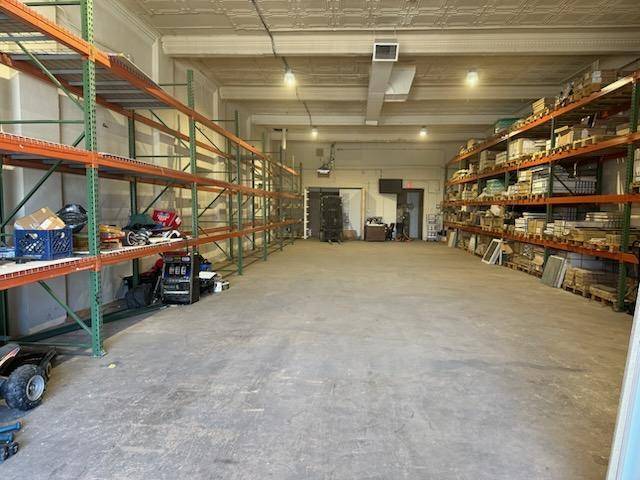 North Chicago, IL 60064,1643 Sheridan RD