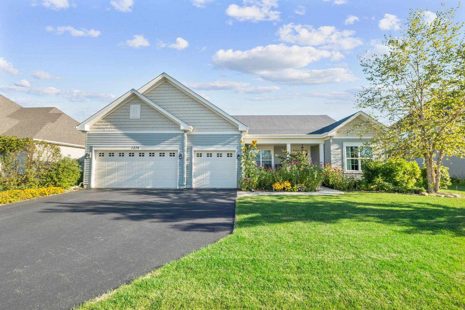 Elburn, IL 60119,1374 Independence AVE